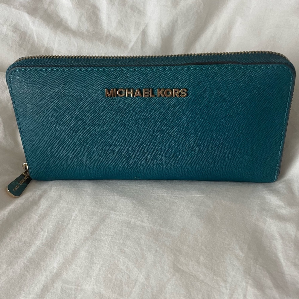 Michael Kors - teal wallet- 8 card holder slots with middle zipper for change